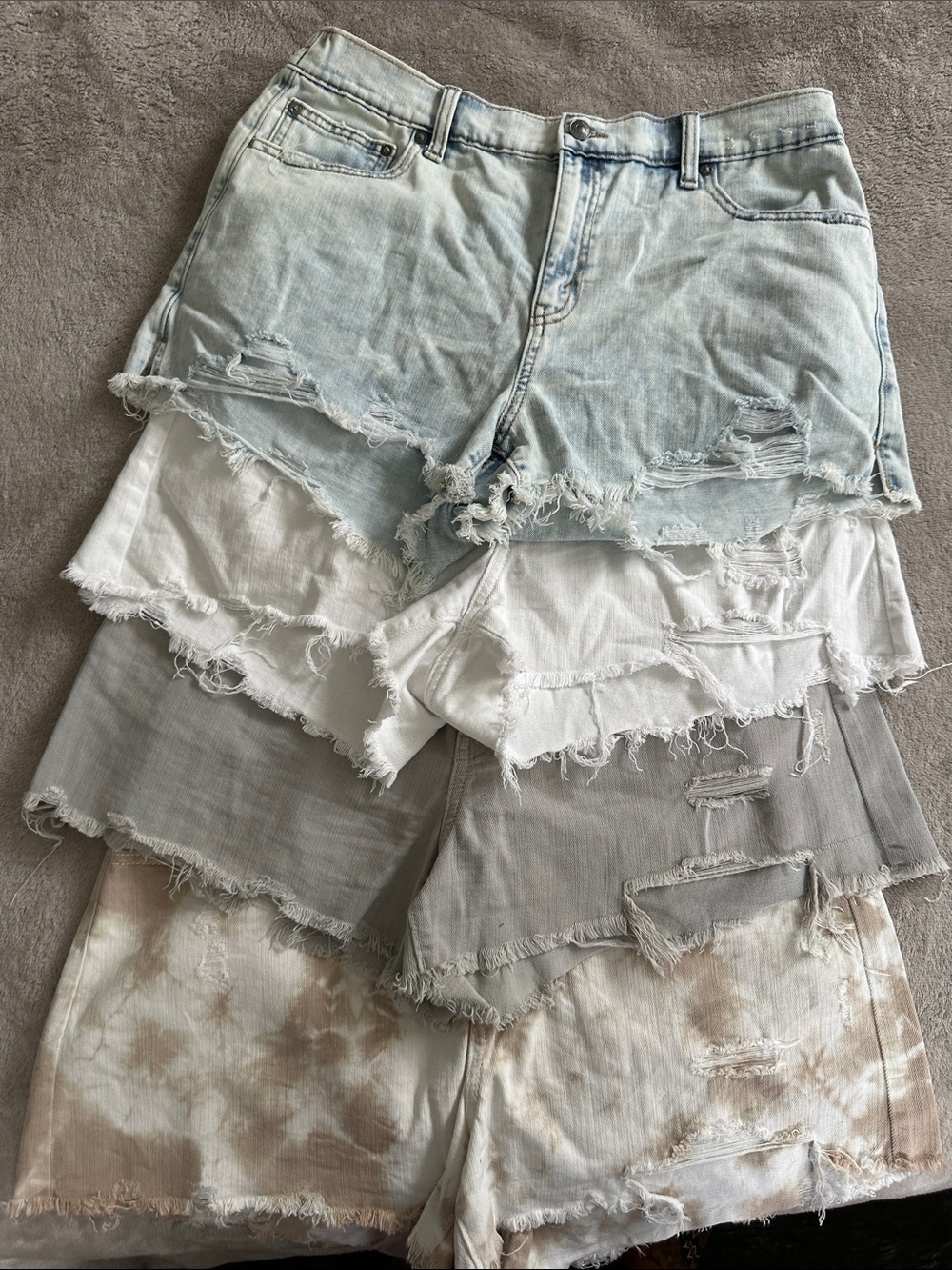 Light Wash Distressed Denim Shorts - Women's Frayed Hem LOT of 5 size Large